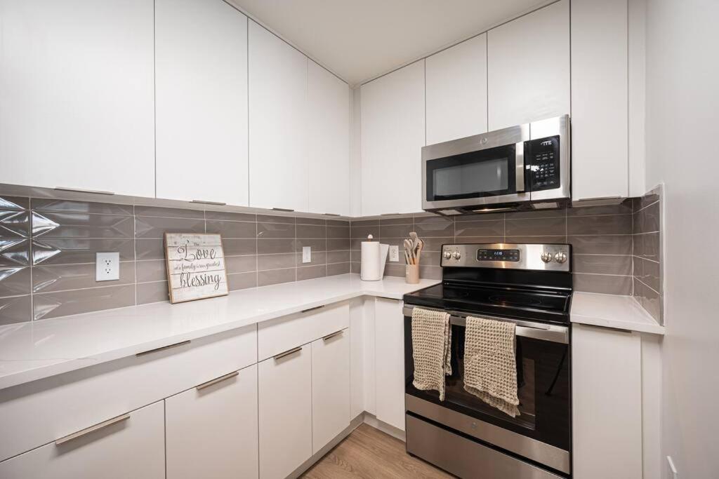 Uptown Charlotte Style Apartment Exterior photo